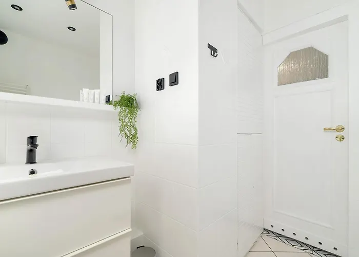 Family With A Remote Work Space In By Renters * Poznaň